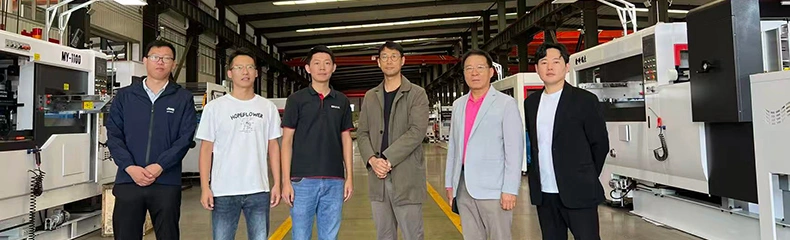 معدات إنتاج كرتون لعميل من كوريا الجنوبية 