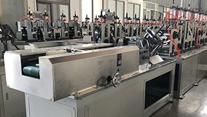 ماكينة تصنيع زوايا حماية الكرتون (الكورنر)