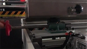 الضبط اليدوي للمؤشرالخلفي لوحدة التغذية من الحافة الأمامية (الفيدر)