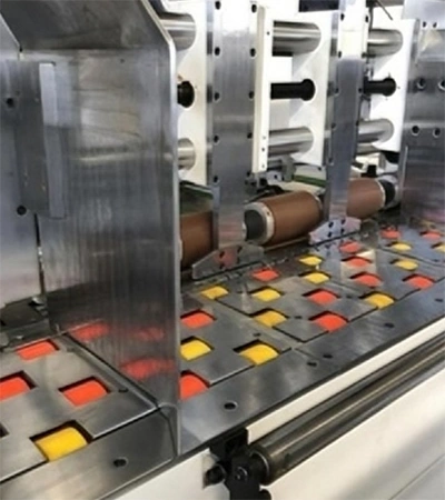 جهاز تغذية الحافة الأمامية