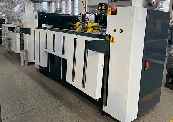 ماكينة دبوس صناديق الكرتون نصف أوتوماتيكية (رأس واحد)