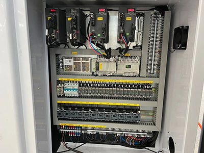 المكونات الكهربائية